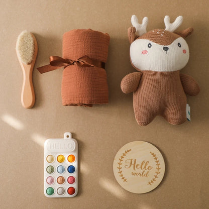 Exquisite Baby Bath Toy & Photography Gift Set - beige white in a floor mat